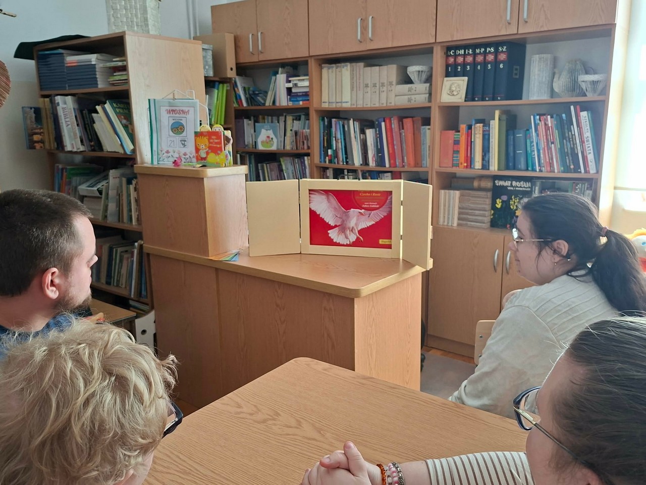 Tydzień Bibliotek – Teatr Kamishibai „Legenda o Lechu, Czechu i Rusie”
